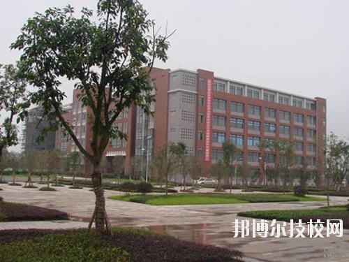 武漢鐵路橋梁職業(yè)學(xué)院2020年報名條件、招生要求、招生對象