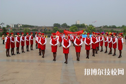 成都新運職業(yè)學(xué)校2020年報名條件、招生要求、招生對象