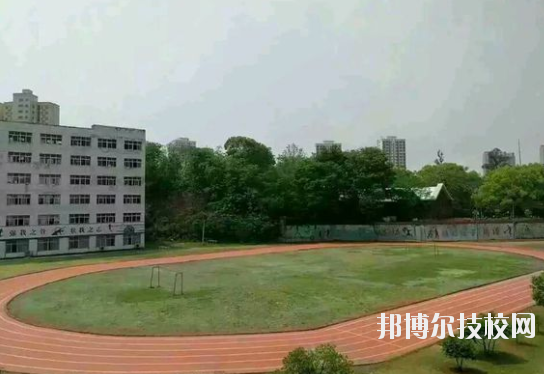 贛州應(yīng)用技術(shù)職業(yè)學(xué)校2020年報(bào)名條件、招生要求、招生對象