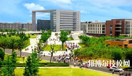 貴州經(jīng)貿職業(yè)學校2020年宿舍條件