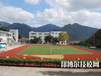 寧波四明職業(yè)高級(jí)中學(xué)2020年報(bào)名條件、招生要求、招生對(duì)象