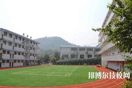水城職業(yè)技術(shù)學(xué)校2020年報名條件、招生要求、招生對象