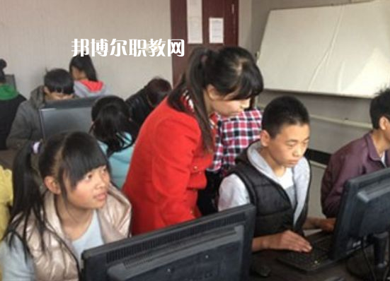象山縣技工學(xué)校2020年招生辦聯(lián)系電話