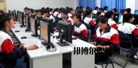 舟曲縣職業(yè)中學(xué)2020年學(xué)費、收費多少