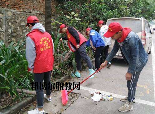 蓮花職業(yè)技術(shù)學(xué)校怎么樣、好不好