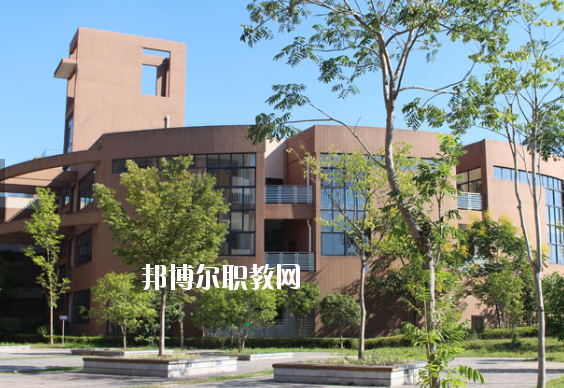黃山東華技工學校2020年報名條件、招生要求、招生對象