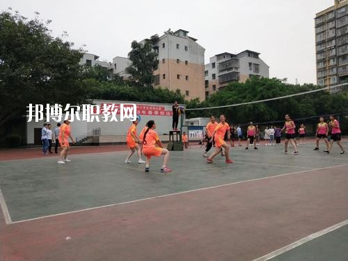 宜賓南溪區(qū)職業(yè)高級中學(xué)校2020年報(bào)名條件、招生要求、招生對象
