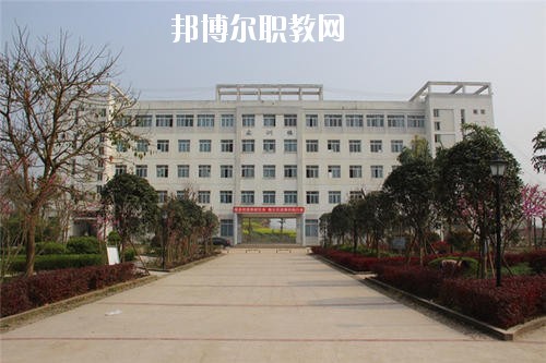 遂寧安居職業(yè)高級(jí)中學(xué)校2020年報(bào)名條件、招生要求、招生對(duì)象