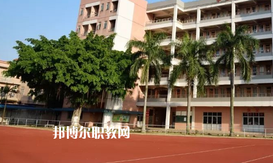 佛山順德區(qū)容桂職業(yè)技術(shù)學(xué)校2020年報(bào)名條件、招生要求、招生對(duì)象