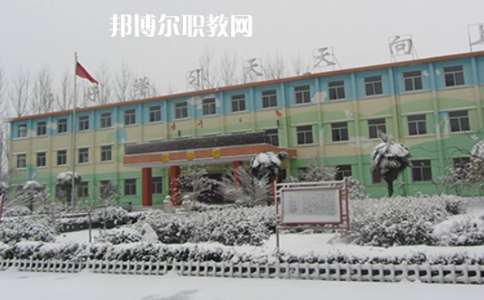 淮北市烈山區(qū)中等專業(yè)學(xué)校2020年報名條件、招生要求、招生對象