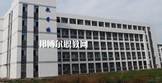 滁州市機(jī)械工業(yè)學(xué)校2021年報(bào)名條件、招生要求、招生對(duì)象 