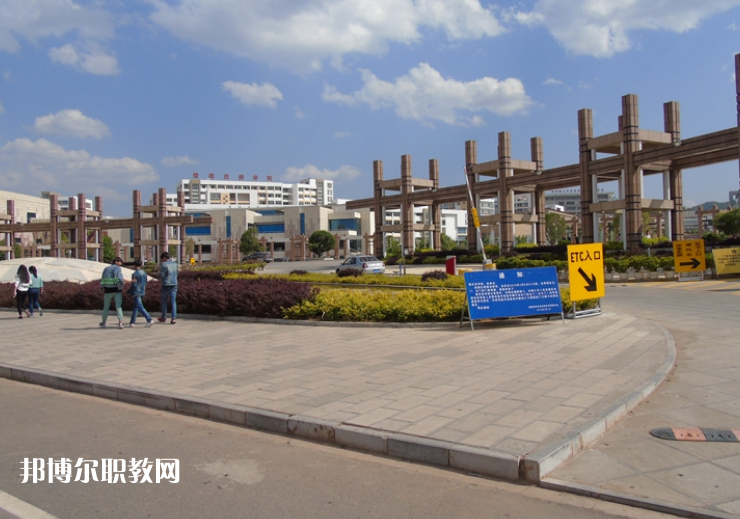 楚雄機械電子職業(yè)技術(shù)學(xué)校2021年報名條件、招生要求、招生對象