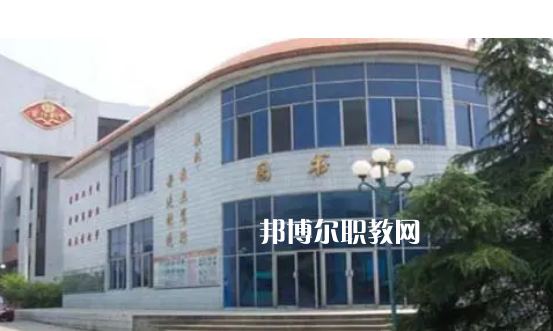 陽旅游職業(yè)學(xué)校2022年報名條件、招生要求、招生對象