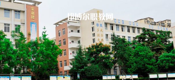 華坪縣職業(yè)高級中學2022年招生對象、招生條件、報名條件