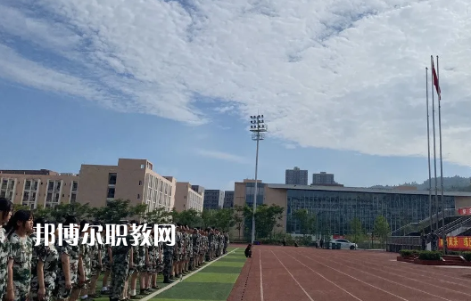 曲靖麒麟職業(yè)技術(shù)學(xué)校2022年報(bào)名條件、招生要求、招生對(duì)象