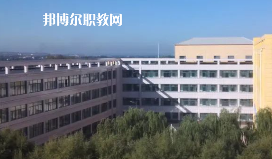蘭州2022年初中生考什么汽修學(xué)校