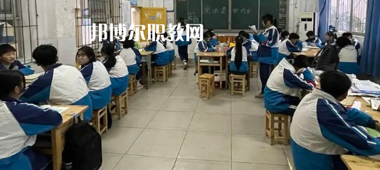 四川瀘州市江南職業(yè)中學(xué)校2022年報(bào)名條件、招生要求、招生對(duì)象