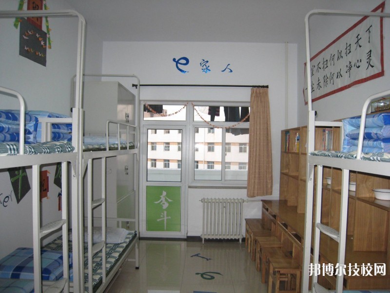 重慶2024年適合女生的中專學(xué)校專業(yè)