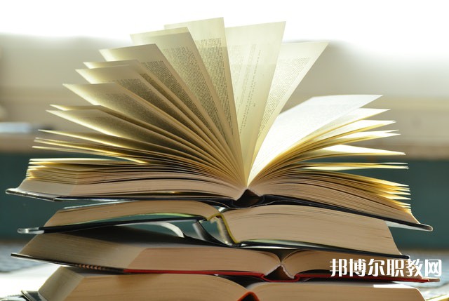 廣西哪里的中職學(xué)校能讀紡織技術(shù)及營(yíng)銷(xiāo)專(zhuān)業(yè)